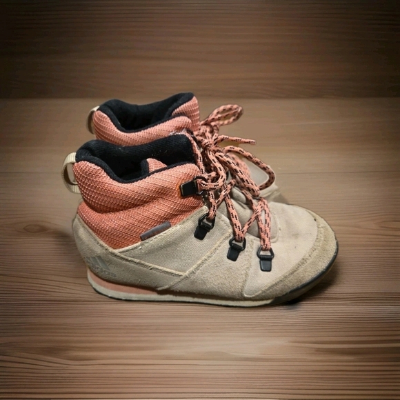 Adidas Beige and Coral Outdoor Boots - Picture 3 of 4